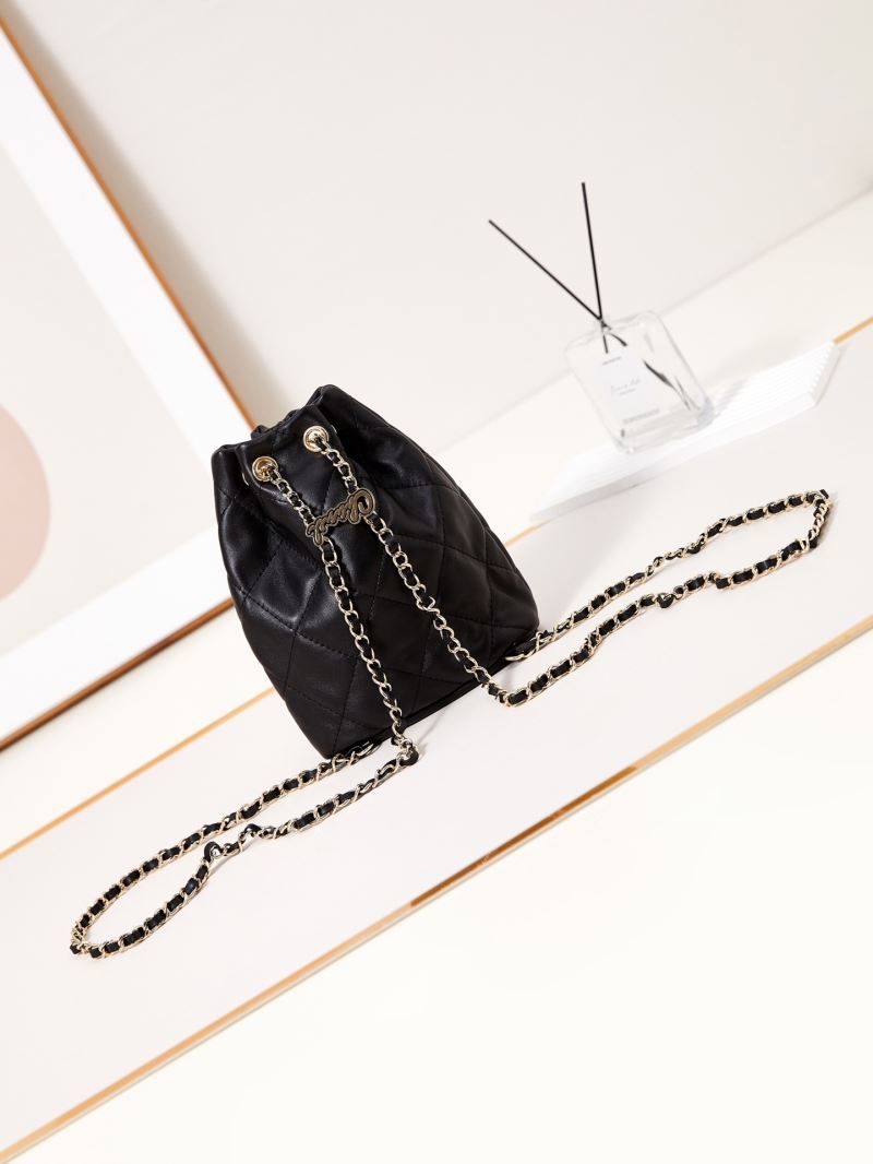 Ch**el bucket bags